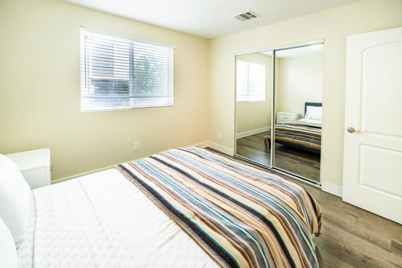Large Condo Sleeps 10 Near Downtown Los Angeles Buitenkant foto